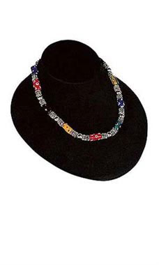 Black Velvet Necklace Busts Black Velvet Necklace Busts